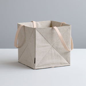 Cecilie Manz origami bag 840210 &nbsp;290 x 290 mm made of linen and natural leather