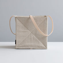 Load image into Gallery viewer, Cecilie Manz origami bag 840210 &nbsp;290 x 290 mm made of linen and natural leather
